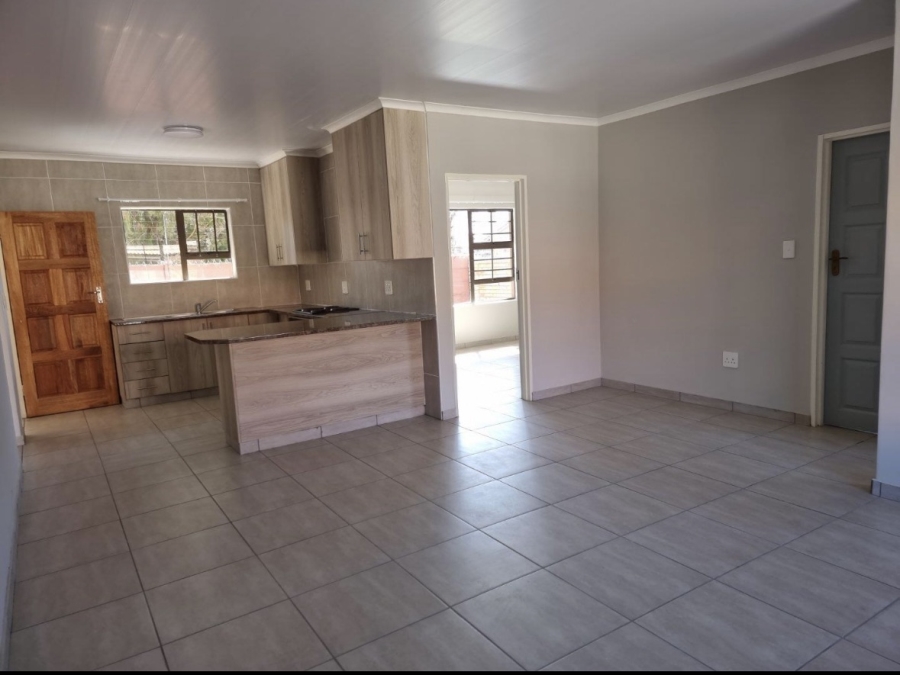 To Let 2 Bedroom Property for Rent in Flamwood North West